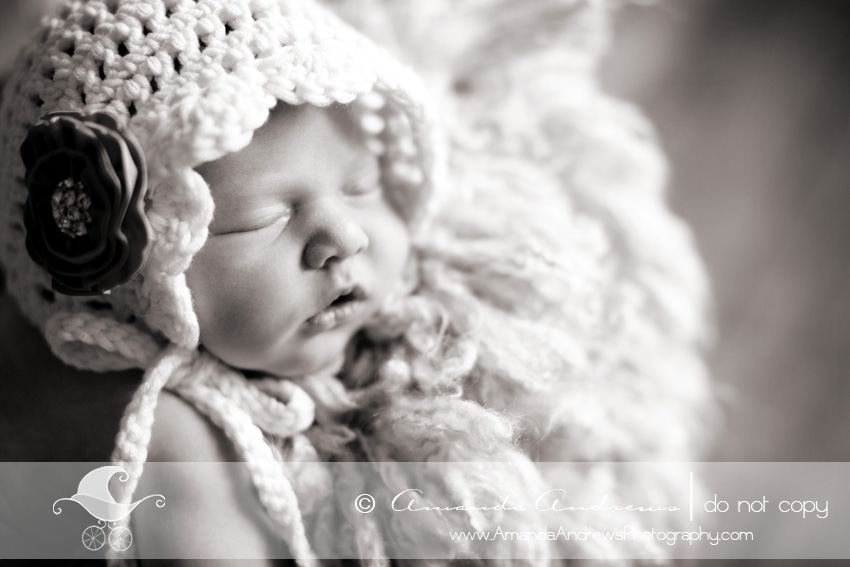 mountain home idaho newborn photographer close up of baby face picture