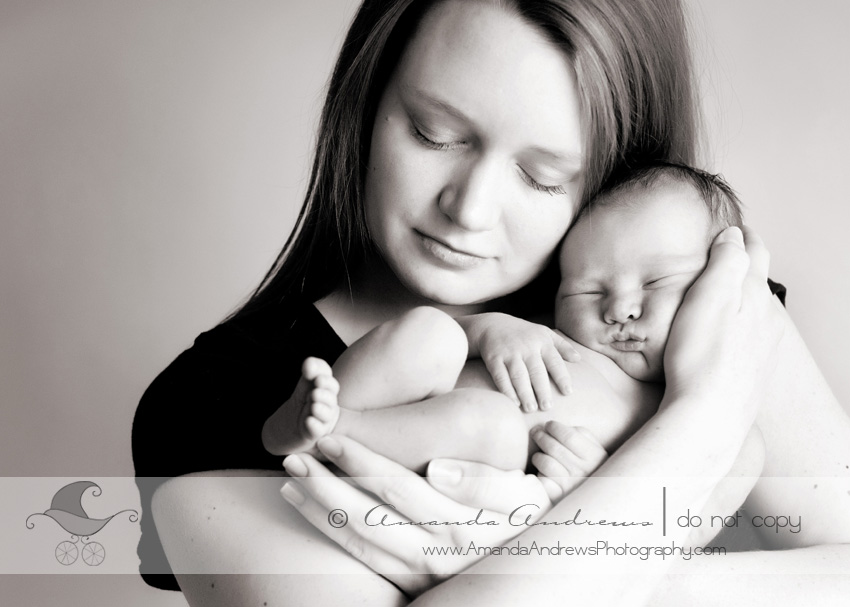 boise idaho eagle nampa meridian newborn infant photography baby in moms arms black and white photograph